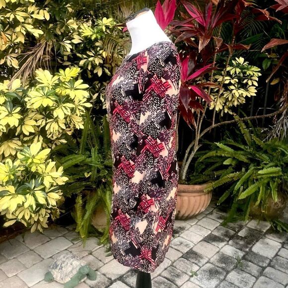 Trina Turk Laurie Jigsaw Dress - Picture 4 of 8